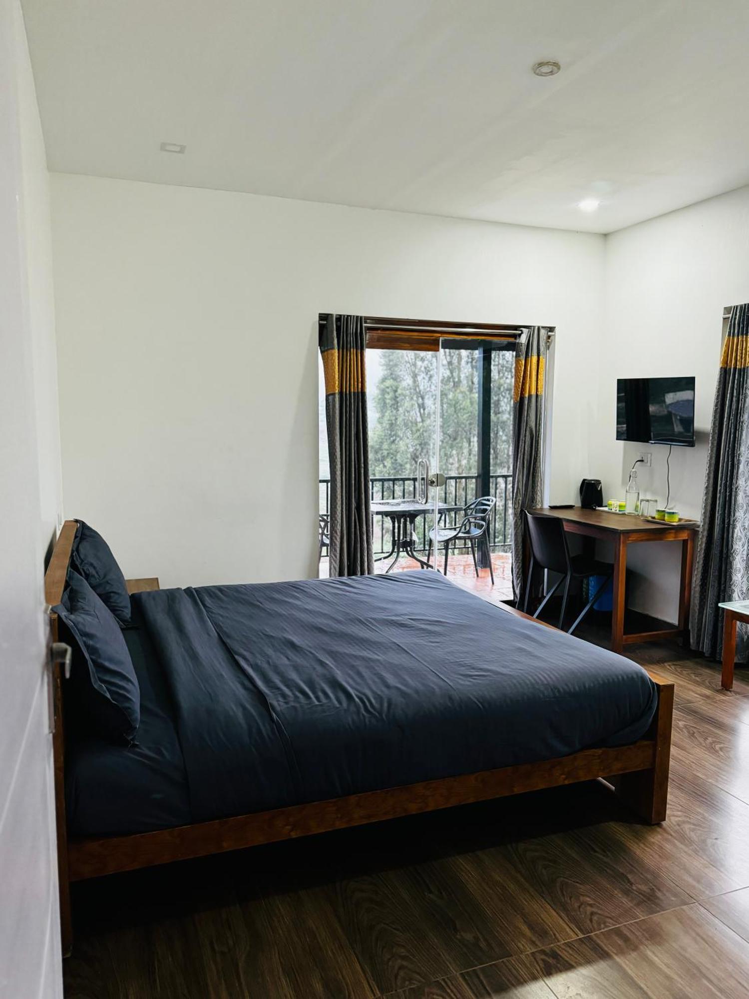 The Wooden Springs Bed & Breakfast Ооти Екстериор снимка